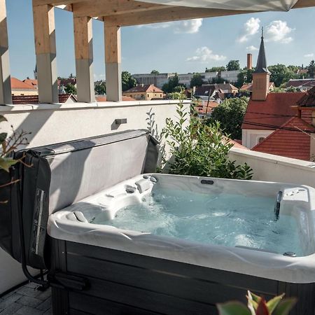 Loftlakasom**** Apart otel Veszprém Dış mekan fotoğraf