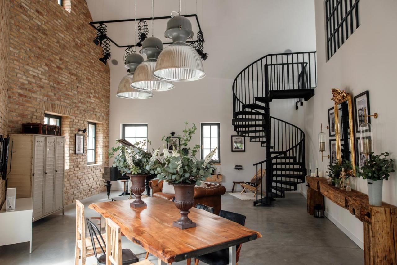 Loftlakasom**** Apart otel Veszprém Dış mekan fotoğraf